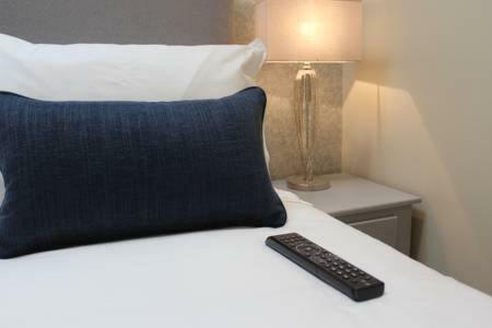 Skittles - Charming One Bedroom Apartment - Parking - Easy Access To Bath Box  Exteriér fotografie